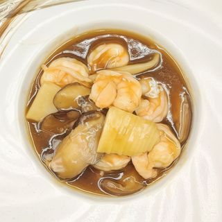 315. Gamberi con bambù e funghi