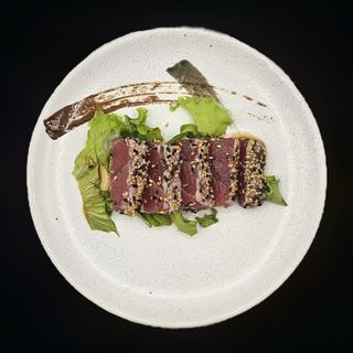 217. Maguro tataki