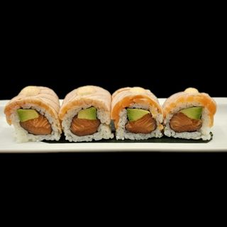 166. Uramaki salmon flambe