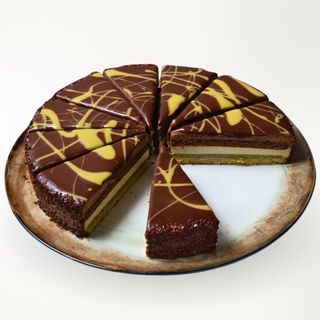 Dubai Choccolate cake