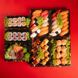 BOX | *Family Box | 73pz