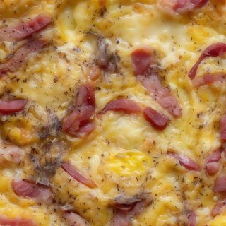 Pizza carbonara