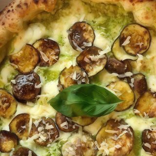 Pizza Nerano