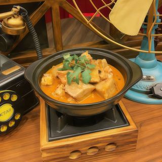 305 Pollo con taro stufato 芋儿鸡