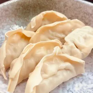 Ravioli di maiale e tartufo