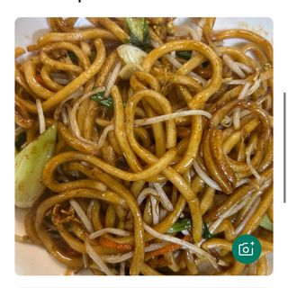 149. Ramen con gamberi e verdure saltato