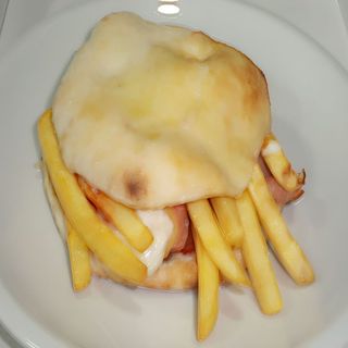 Puccia Uccelletti e Patatine