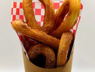 Churros al cioccolato classico