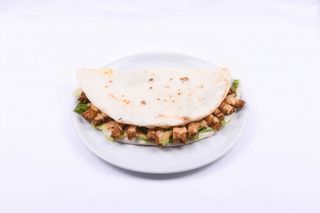 Spianata - tranci di cotoletta croccante, lattuga e salsa bacon