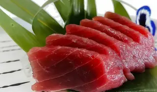 501 - Sashimi di tonno 6 pz