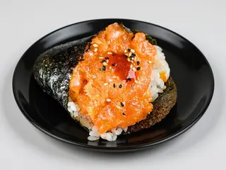 125 - Temaki spicy sake
