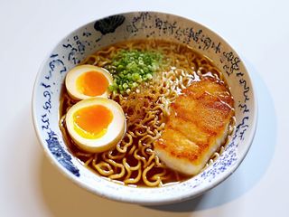 182 - Ramen in brodo con vitello