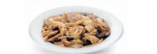 159. Pollo con funghi e bambu