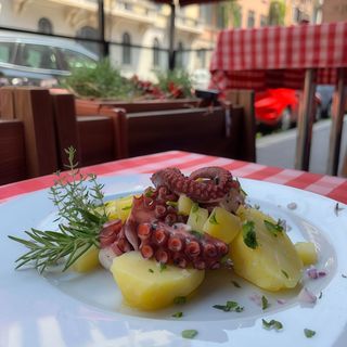 Polpo con Patate bollite ed Erbette aromatiche
