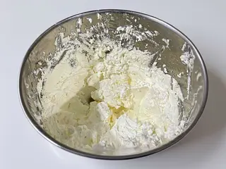 Panna montata in planetaria 500 gr