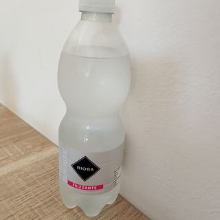 Acqua frizzante