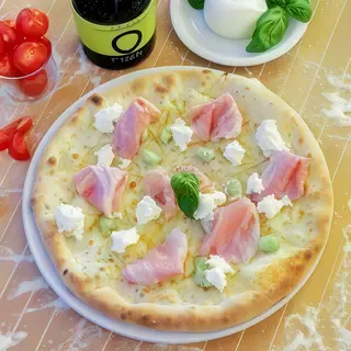 Pizza regina nordic