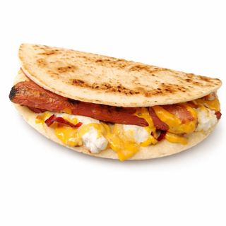 Wurstel, cipolla caramellata, mozzarella, salsa burger