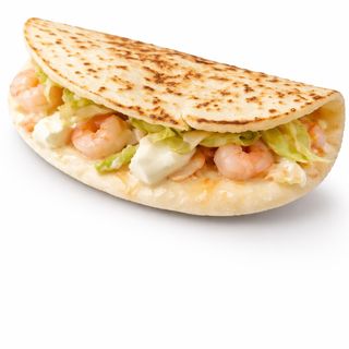 Gamberetti, mozzarella, lattuga, salsa rosa