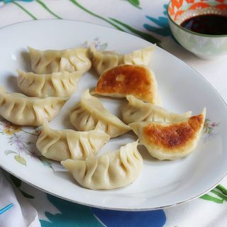 173 Ravioli griglia carne di maiale