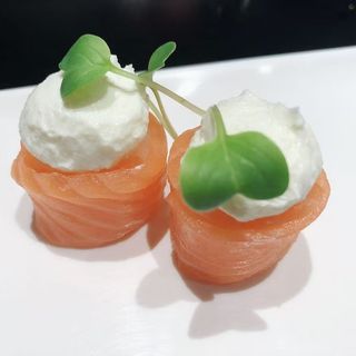 89. Philadelphia (2 pz)