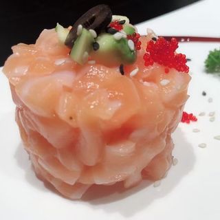 37. Tartare di salmone