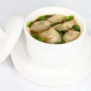 15. Zuppa di wonton