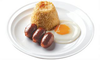 Longsilog - Sinangag, longganisam itlog, atchara