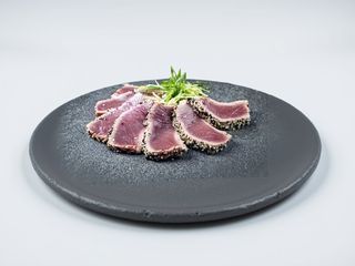 24. Tonno tataki