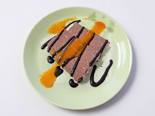 Mousse di Castagne e Cioccolato con salsa di Cachi