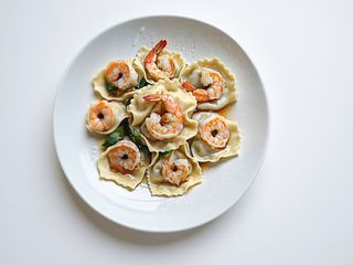6. Ravioli shao mai, gamberi al vapore - 5 pezzi