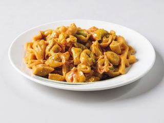 Tortellini in salsa rosa