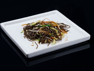 131 YAKI SOBA CON VERDURE