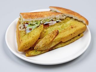 Cinc Club Sandwich