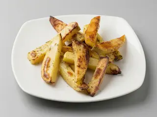 Patate al forno con aromi