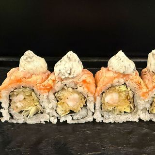 140a - Uramaki Ebi Tartufo