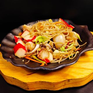 73a Spaghetti di riso misto mare alla piastra