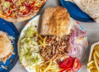 Panino di pizza kebab