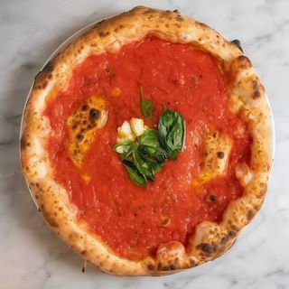 Pizza marinara