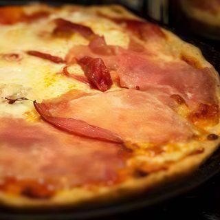 Pizza speck