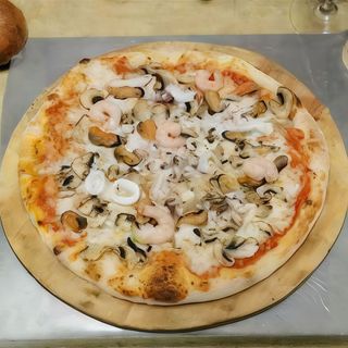 Pizza mare e monti