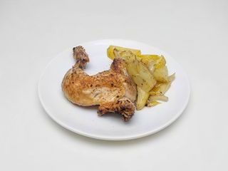 Coscia di pollo con patate al forno