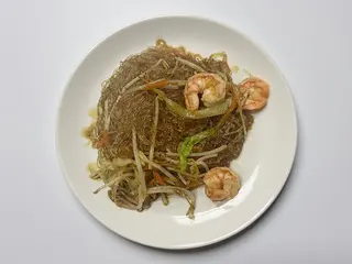 150. Spaghetti di soia con vitello e verdure