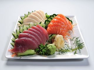 231. Sashimi misto 12 pezzi