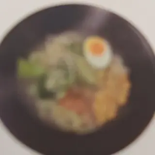 127A Ramen in brodo con pomodoro e uova