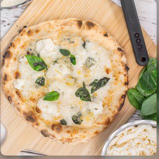 Quattro formaggi al piatto