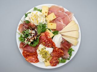 Tagliere di salumi e formaggi per 2 persone