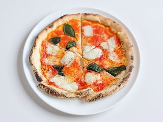 Pizza Margherita bufala