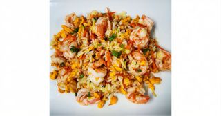 21. Riso alla piastra con gamberi e verdure