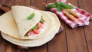PIADINA con ventricina e fontina